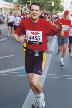 Ich beim Berlin-Marathon 2005