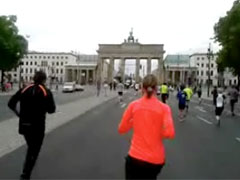 25-km-Läufer am Brandenburger Tor