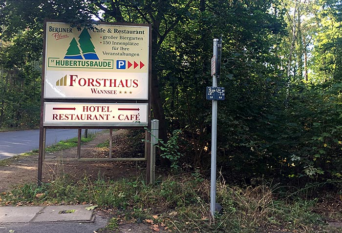 Schild „Forsthaus Wannsee“