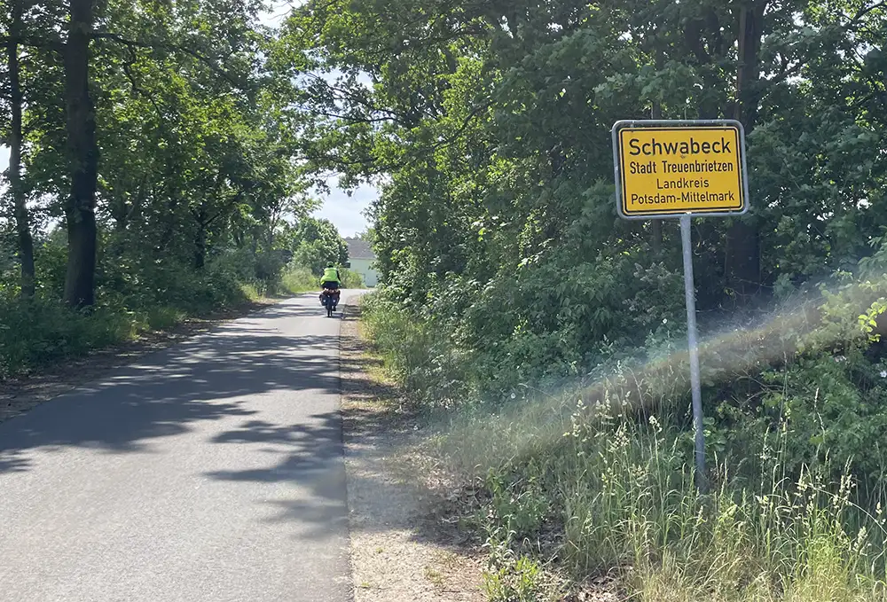 Ortsschild Schwabeck, Stadt Treuenbrietzen, Landkreis Potsdam-Mittelmark