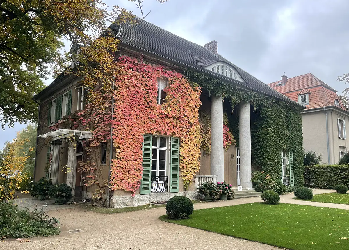 Weinberankte Villa Liebermann