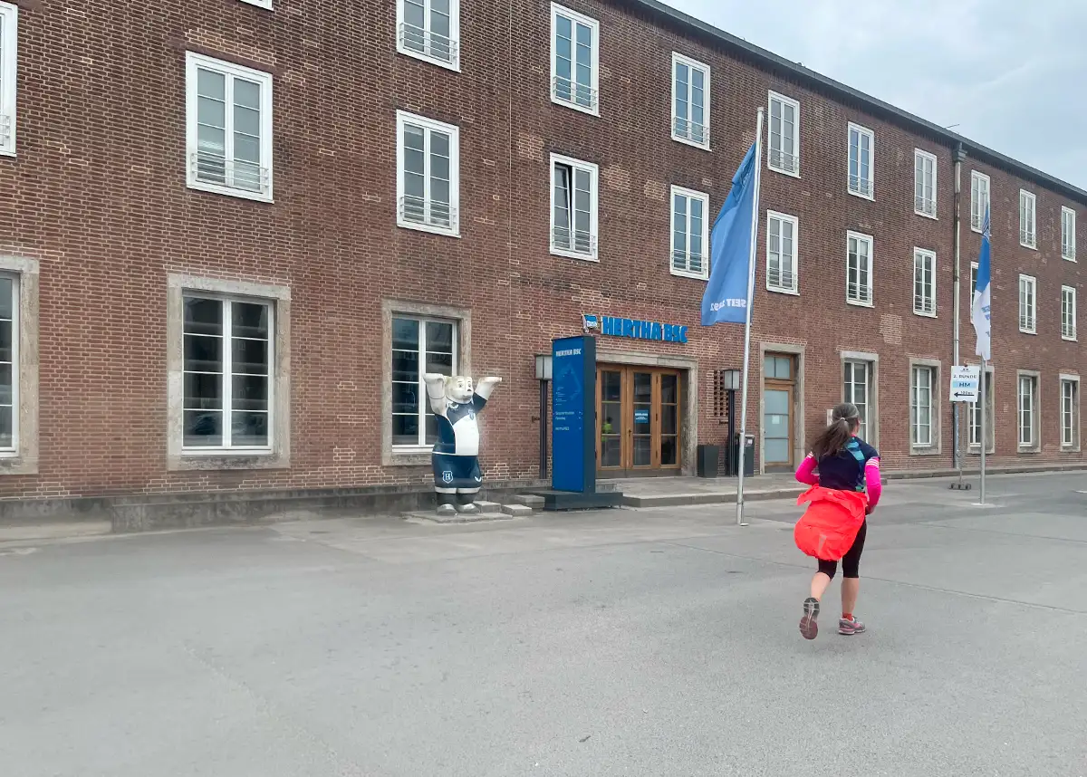 Backsteingebäude mit der Geschäftsstelle von Hertha BSC