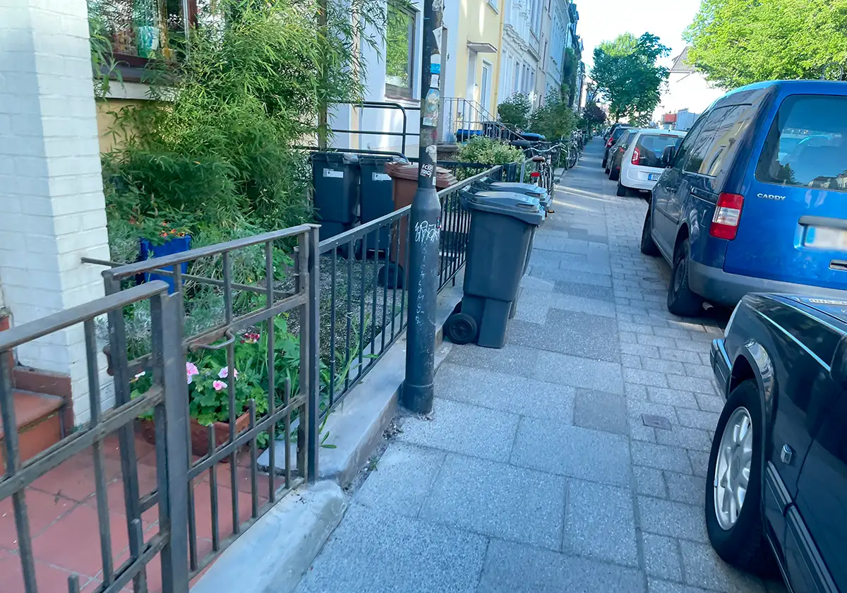 Schmaler Fußweg in der Bremer Neustadt