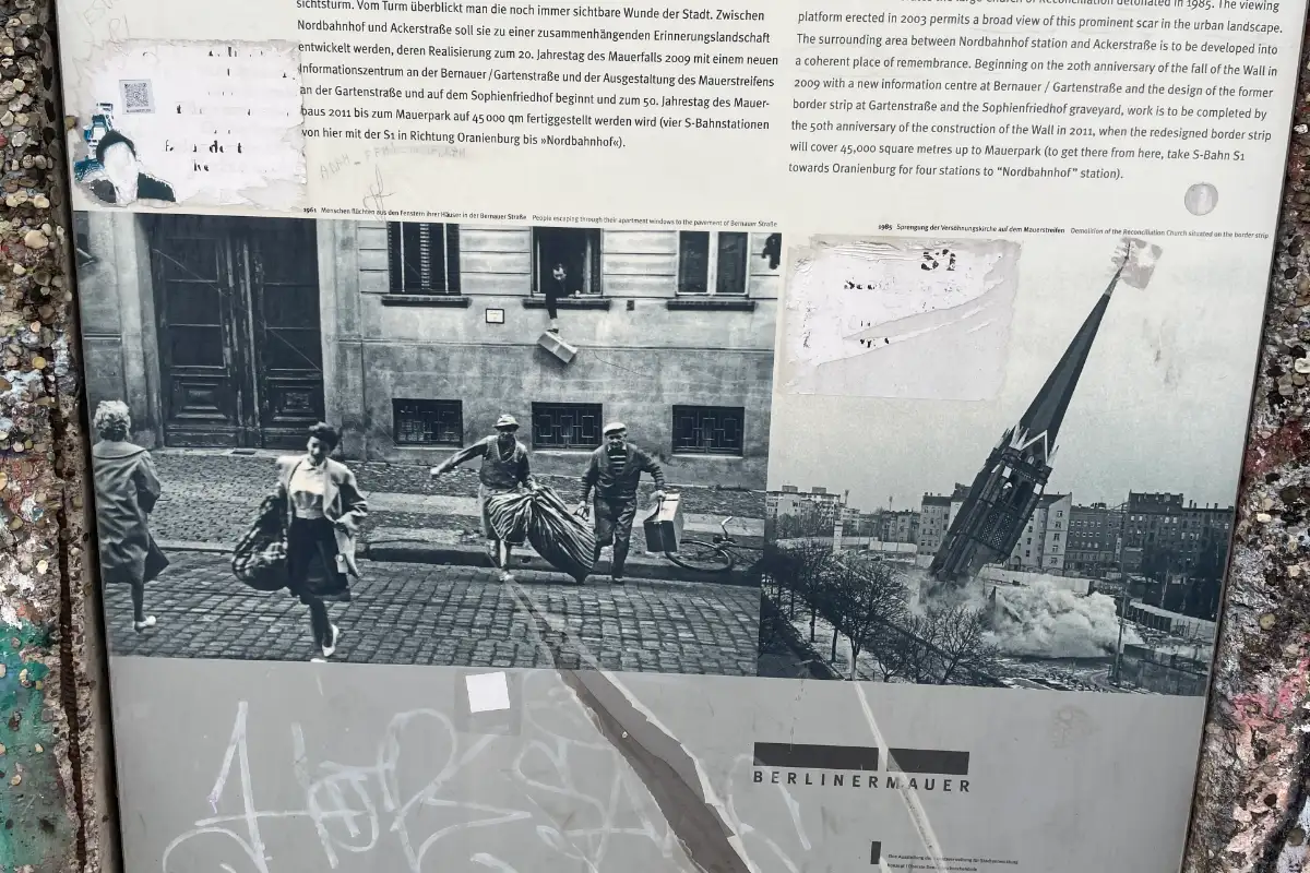 Fotos von den Ereignissen beim Bau der Berliner Mauer